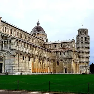 Tra Miracoli E Cavalieri Appartamento Pisa