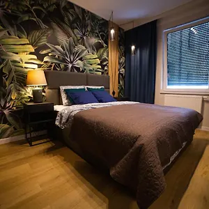 https://studio-la-palma-garbary.poznan-hotels.com