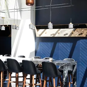 https://pavillon-montaigne.fr-paris.fr