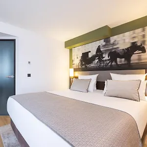 Leonardo Westbahnhof Otel
