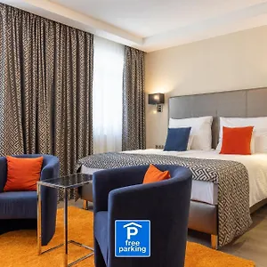 hotellátogatás