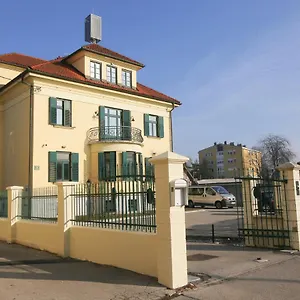 https://hotel-vila-katrca.hotels-in-ljubljana.com