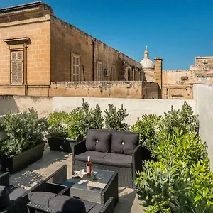 Kampnar Living 3*, Βαλέτα Μάλτα