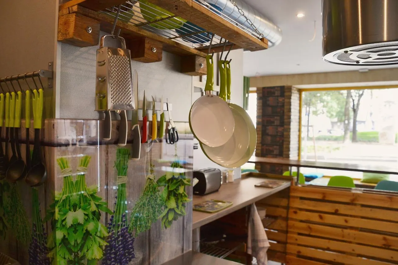 Do Step Inn Central - Self-Service-Hostel Вена 0*,  Австрия