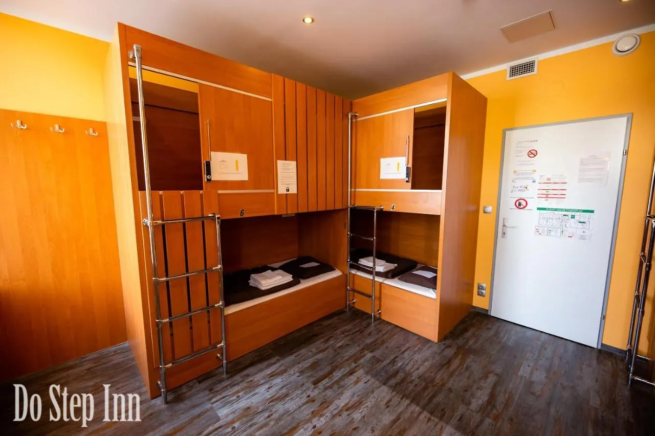 بيت شباب Do Step Inn Central - Self-Service-Hostel فيينا النمسا