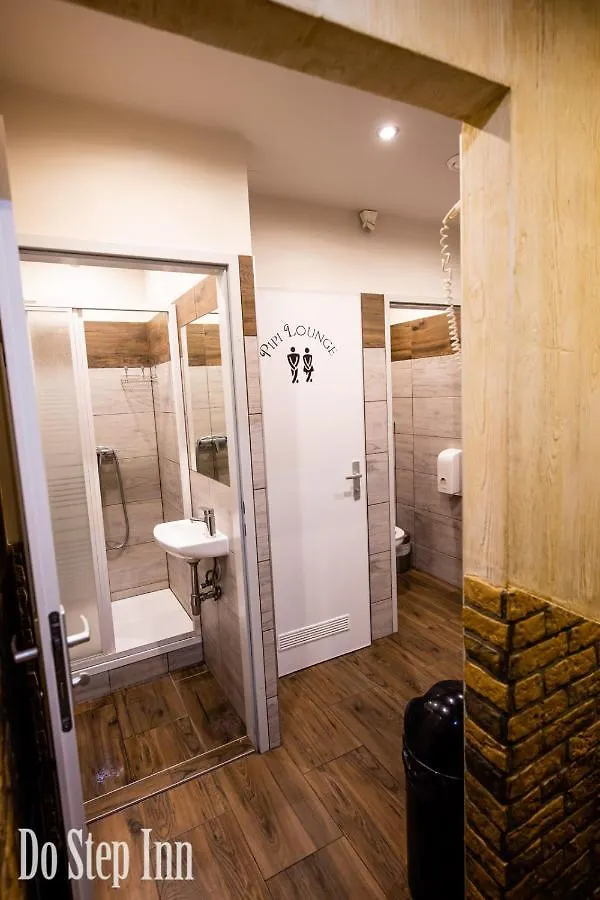 Do Step Inn Central - Self-Service-Hostel فيينا بيت شباب