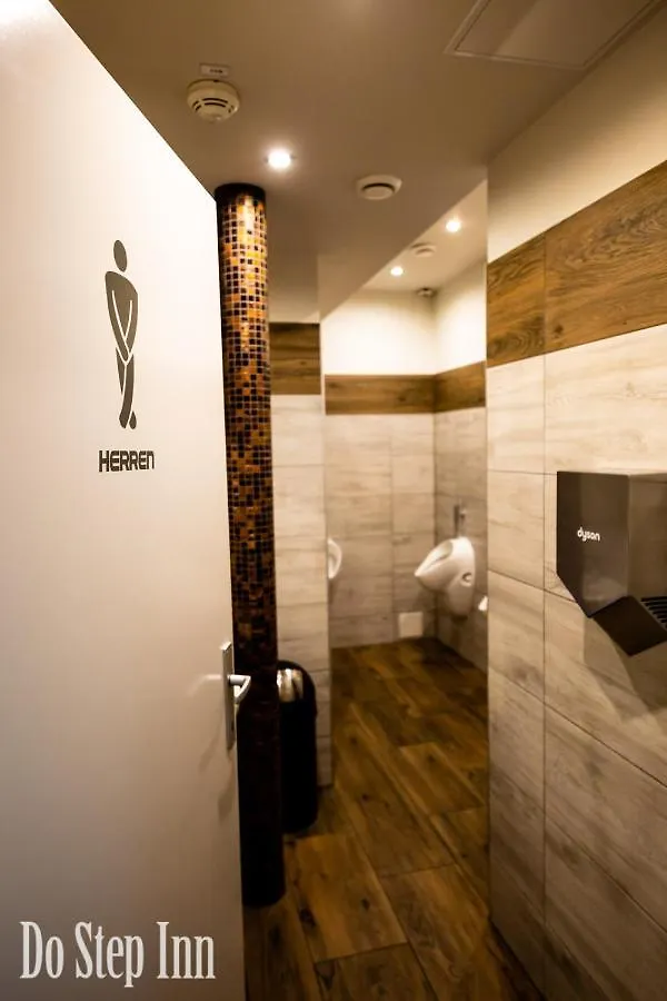 Do Step Inn Central - Self-Service-Hostel فيينا 0*,